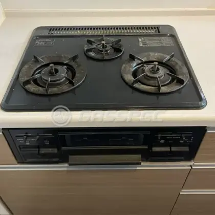施工前のビルトインガスコンロ（T32-60）