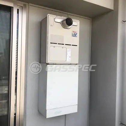 施工前の暖房熱源機（RUFH-VD2401AT2-3）