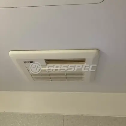 施工前の浴室乾燥機（RBH-C260KSND）