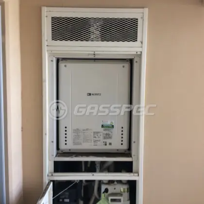 施工後の給湯器（ノーリツ GT-2460SAWX-H-1 BL）