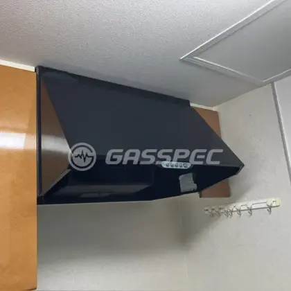 施工前のレンジフード