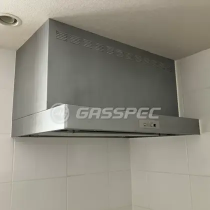施工前のレンジフード