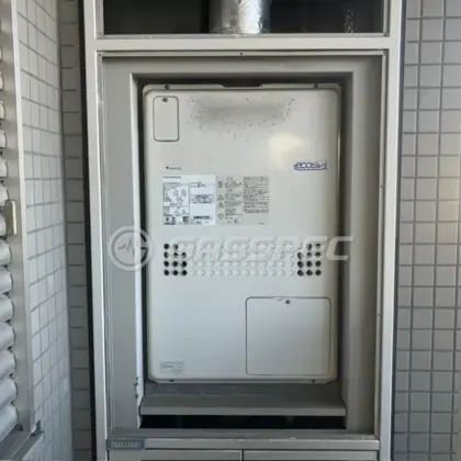 施工前の暖房熱源機（FT4207ARS9AW3CU）