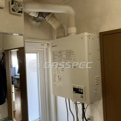 施工前の給湯器（OTQ-G4702WFF）