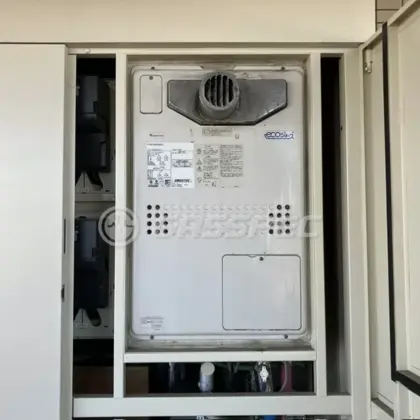施工前の暖房熱源機（GTH-C2439AWX3H-T）