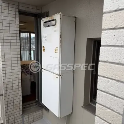 施工前の暖房熱源機（GTH-C2440AWX6H）