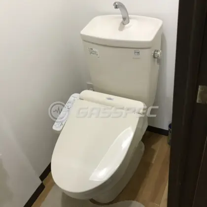 施工後の便座（TOTO TCF2222E#SC1）
