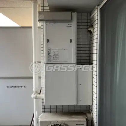 施工前の暖房熱源機（RUFH-E2403AA2-3）