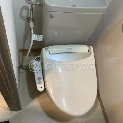 施工前の便座（CH6312PF）