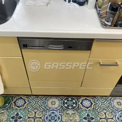 施工前のビルトイン食洗機（RKW-402GP）