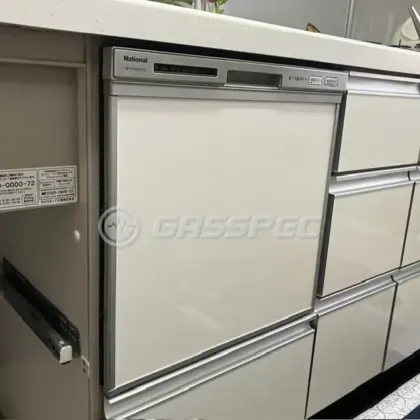 施工前のビルトイン食洗機（NP-P45M1PS）