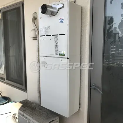 施工後の暖房熱源機（リンナイ RVD-A2400AT2-3(A)）
