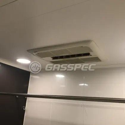 施工前の浴室乾燥機（BBD-3304ACSK-J3）