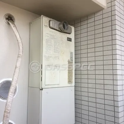施工前の暖房熱源機（AT4203ARS4SW3QU）