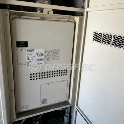 施工前の暖房熱源機（GTH-2417AWX6H-H）