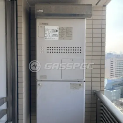 施工前の給湯器（GTH-2434SAWX3H）