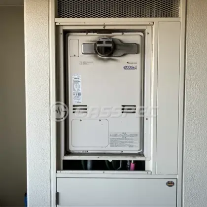施工前の暖房熱源機（RUFH-K2400AA2-6）