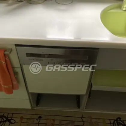 施工前のビルトイン食洗機