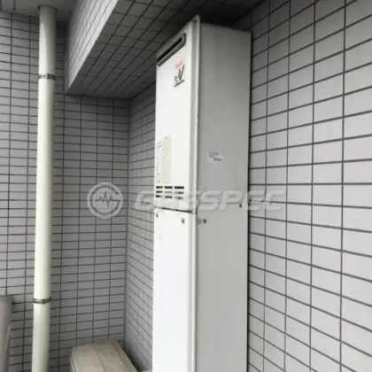 施工前の給湯器（RUF-VK2400SAW）