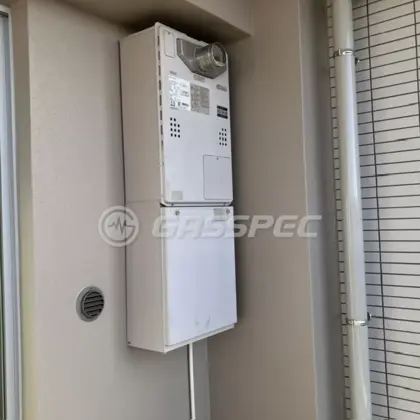 施工前の暖房熱源機（GTH-C2439AWX3H-T）