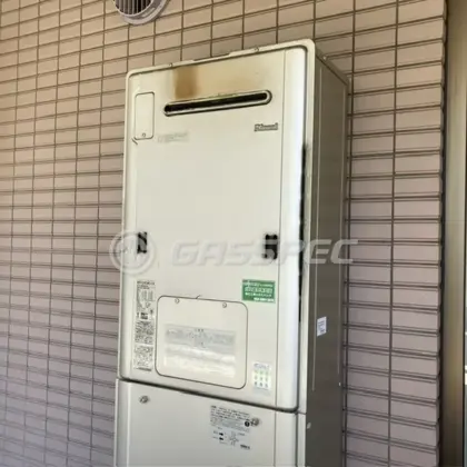 施工前の暖房熱源機（RUFH-E2403AW2-3）