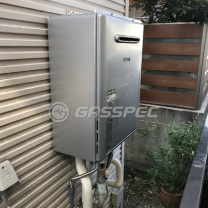 施工後の給湯器（リンナイ RUF-E2406SAW）