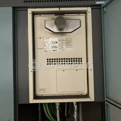 施工前の暖房熱源機（GTH-2417AWX6H-T）