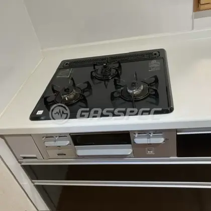 施工前のビルトインガスコンロ（DG32N1SQ1SV）