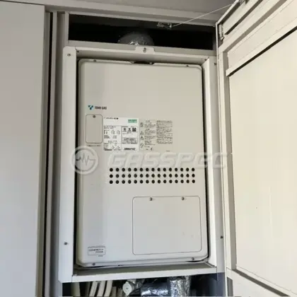 施工前の暖房熱源機（GTH-2417AWX3H-H）