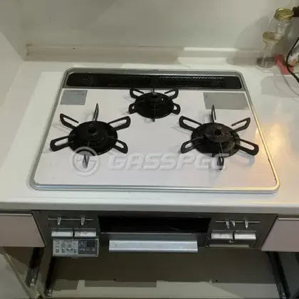 施工前のビルトインガスコンロ（TN55WV60C）