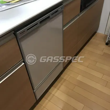施工後のビルトイン食洗機（パナソニック NP-45VD7S）