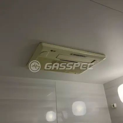 施工前の浴室乾燥機（FD2811J3）