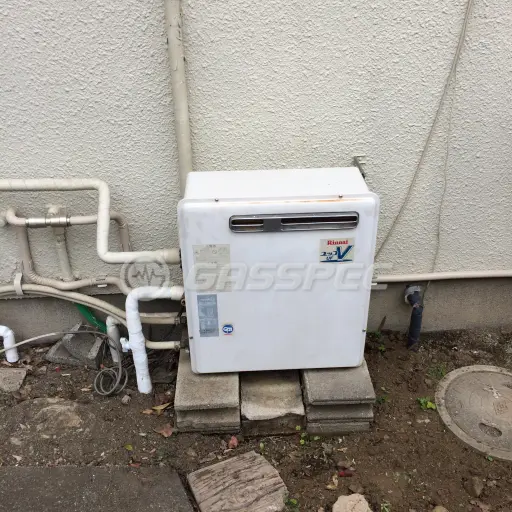 交換前の給湯器（リンナイ RUF-V2401AG）