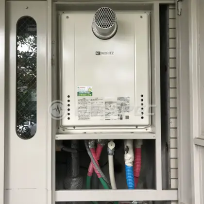 施工後の給湯器（ノーリツ GT-2460SAWX-T-1 BL）
