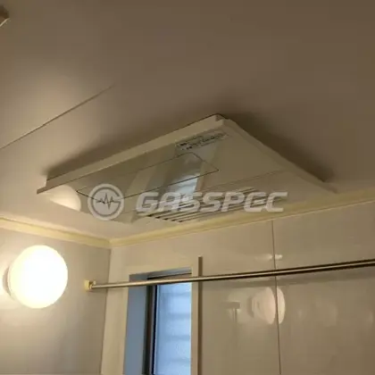 施工前の浴室乾燥機（161-M020）