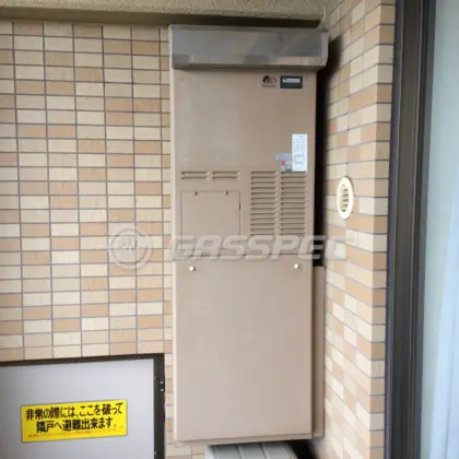 施工前の暖房熱源機（AT-366RSA-AQ-F）