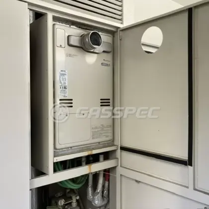 施工前の暖房熱源機（RUFH-K2400AT2-3）