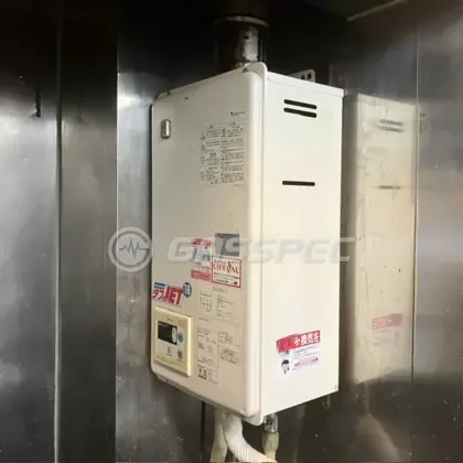 施工前の給湯器（GQ-1620WZ-FFA-2）