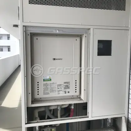 施工後の給湯器（ノーリツ GT-2460SAWX-H-1 BL）