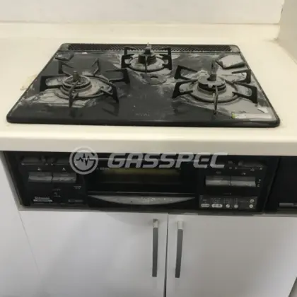 施工前のビルトインガスコンロ（RS38W3B1R）