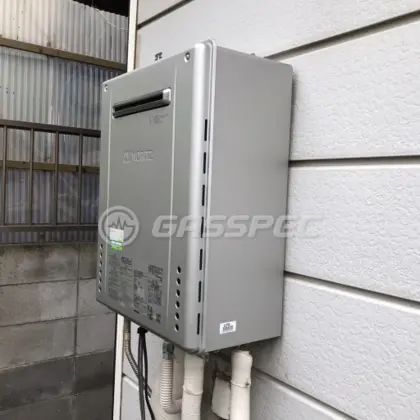 施工後の給湯器（ノーリツ GT-C2062SAWX BL）