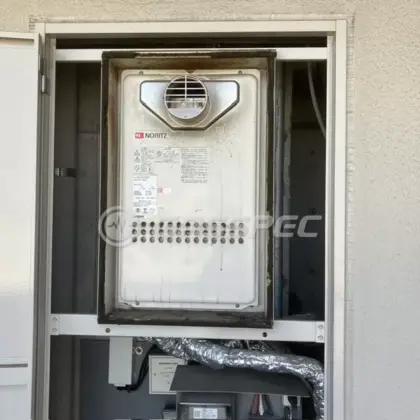 施工前の給湯器（GQ-2413AW-T）