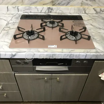 施工後のビルトインガスコンロ（リンナイ RHS31W23L8RSTW）