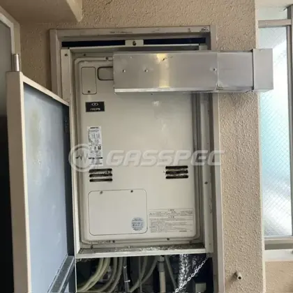 施工前の暖房熱源機（RUFH-V2403AA2-6(B)）