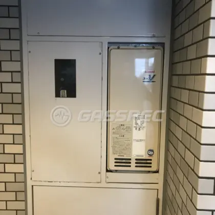 施工前の給湯器（RUX-VS1616U-E）