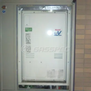 施工後の暖房熱源機（リンナイ RUFH-V2403AU2-3(B)）