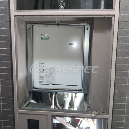 施工後の給湯器（リンナイ RUF-A2405SAU(B)）