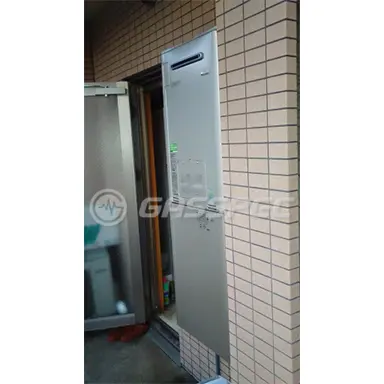 施工後の暖房熱源機（リンナイ RUFH-E2405AW2-3(A)）