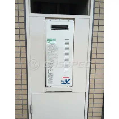 施工後の給湯器（リンナイ RUF-VS2005SAW）