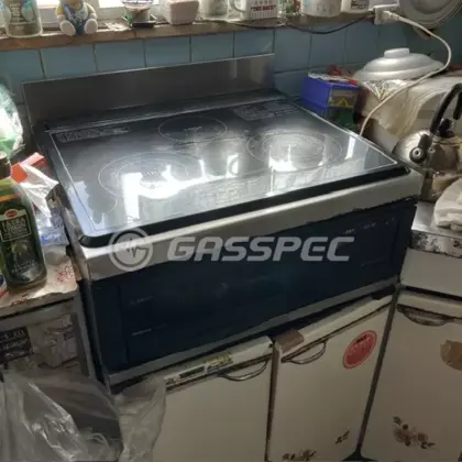 施工前のIHクッキングヒーター（KZ-321G）